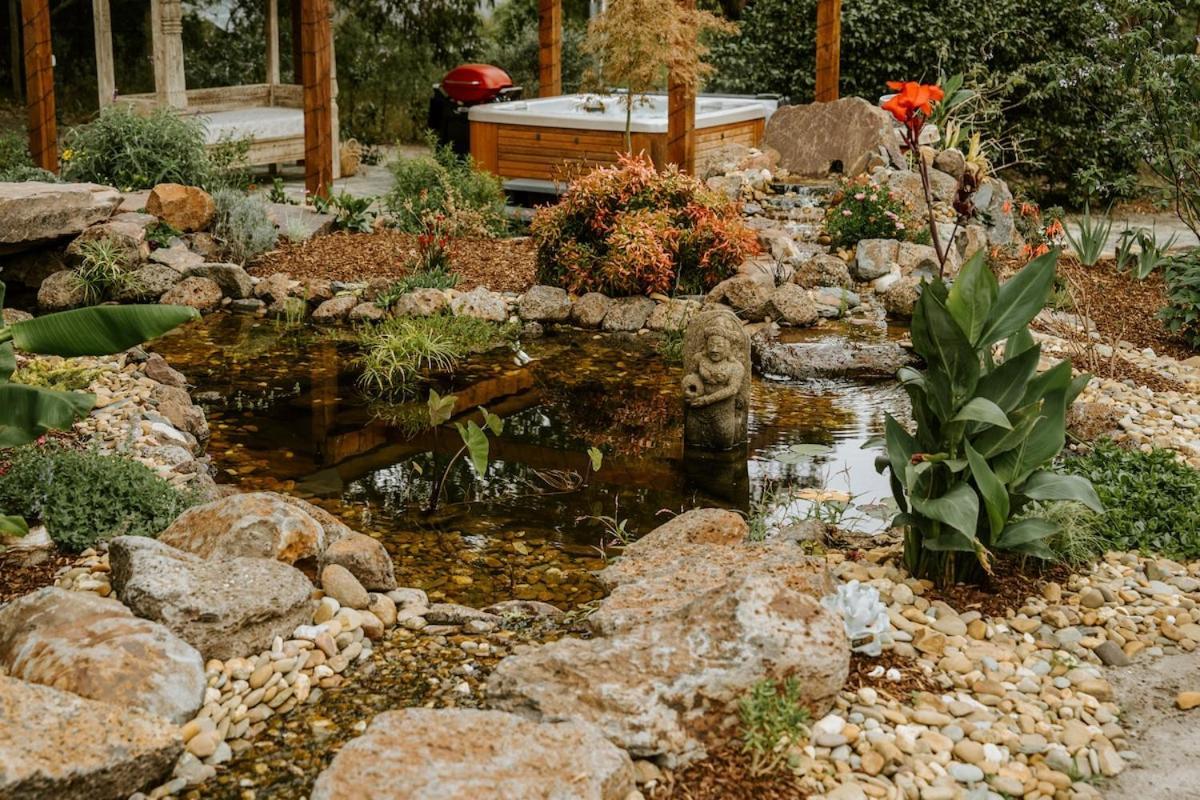 Вилла The Temple - Country Farm Retreat Launching Place Экстерьер фото