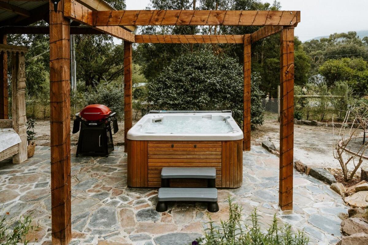 Вилла The Temple - Country Farm Retreat Launching Place Экстерьер фото