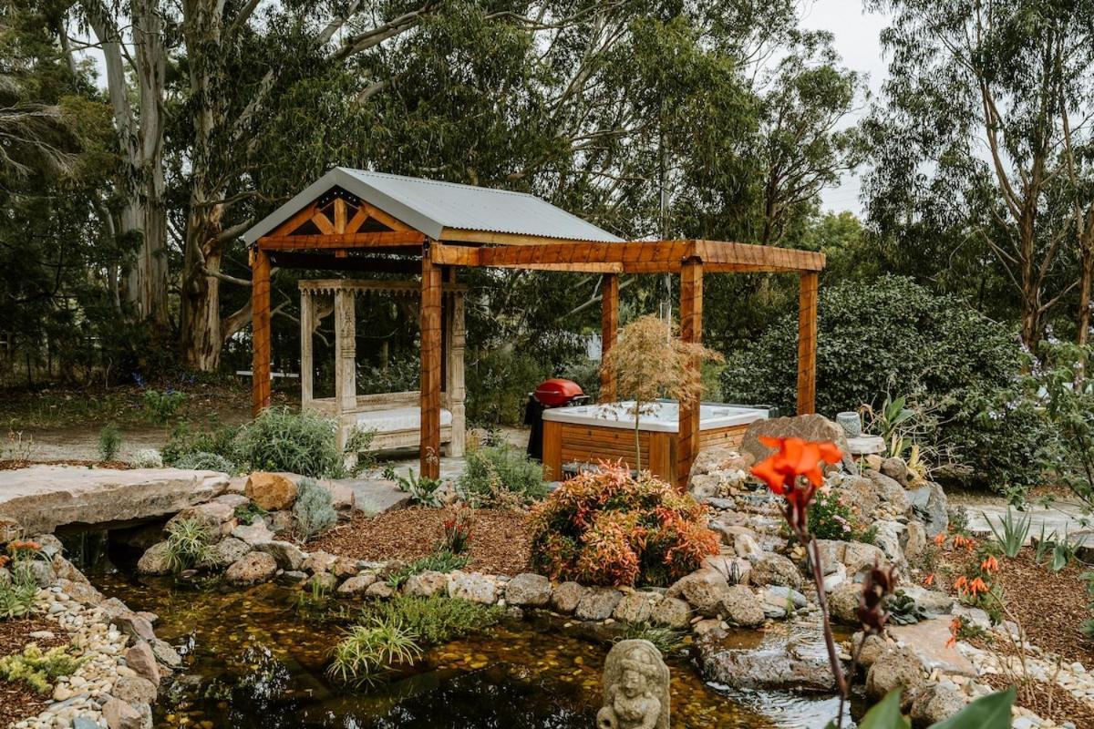 Вилла The Temple - Country Farm Retreat Launching Place Экстерьер фото